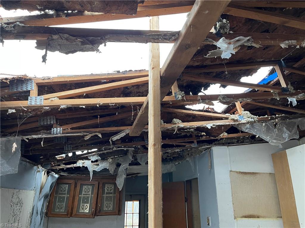 property viewer photo 4