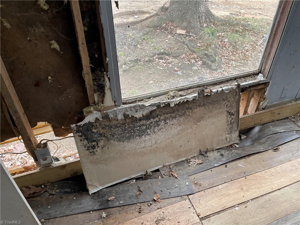 property viewer photo 6