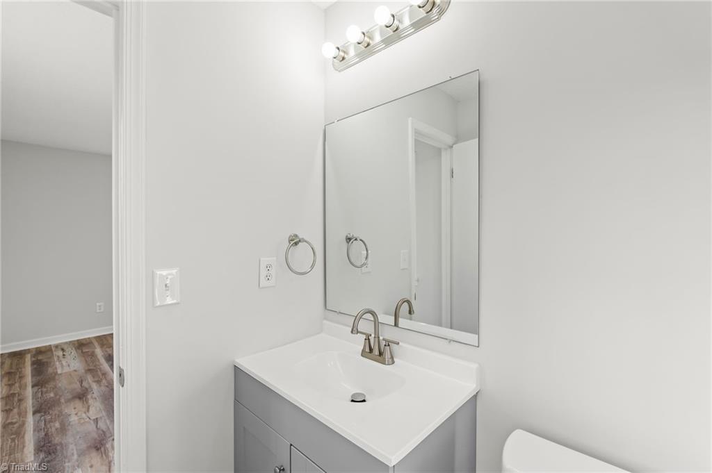 property viewer photo 21