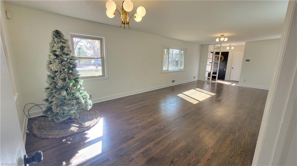 property viewer photo 6