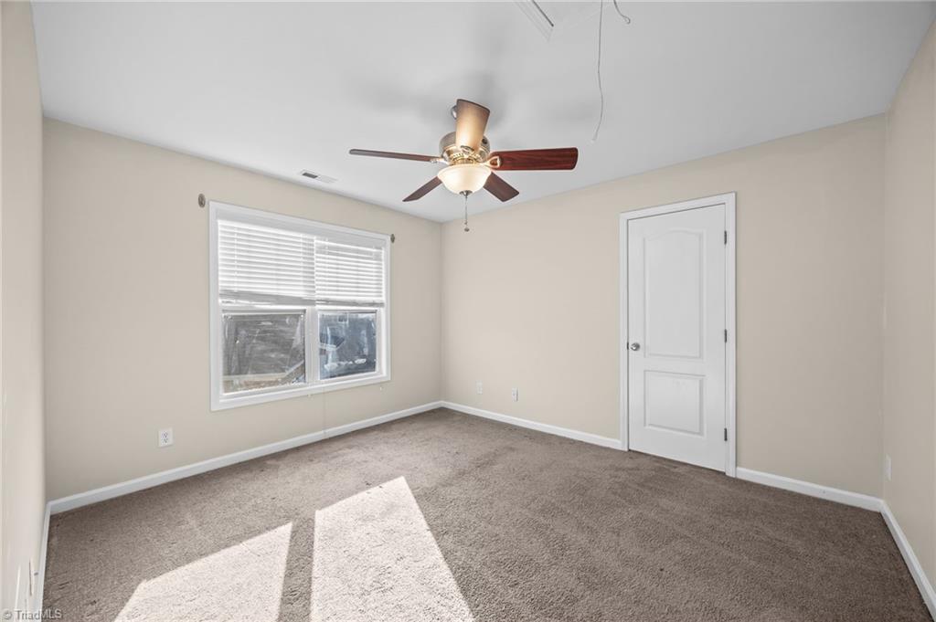 property viewer photo 12