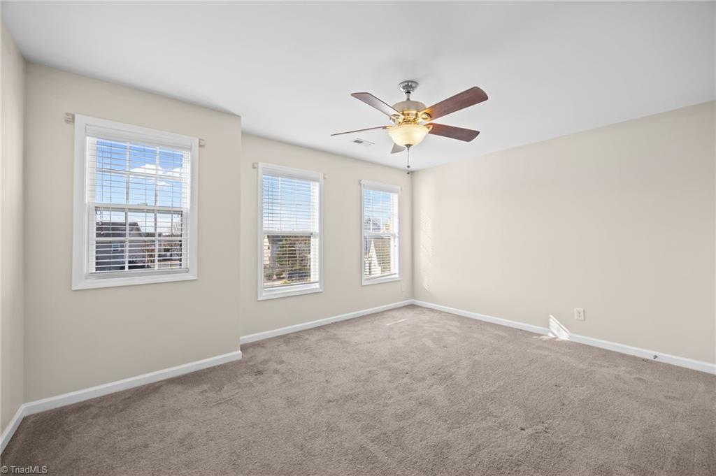 property viewer photo 18