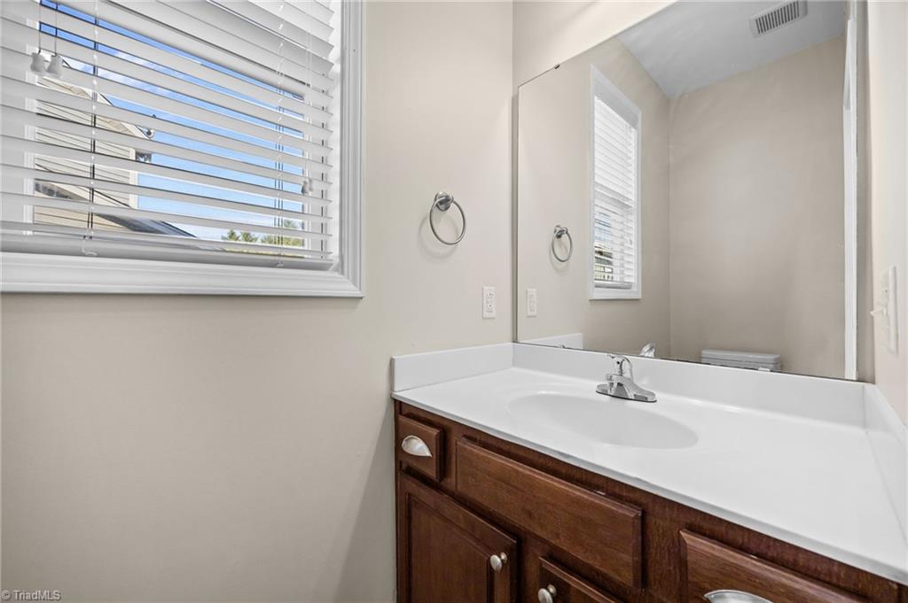property viewer photo 25