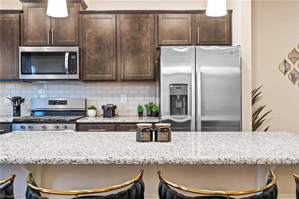 property viewer photo 11