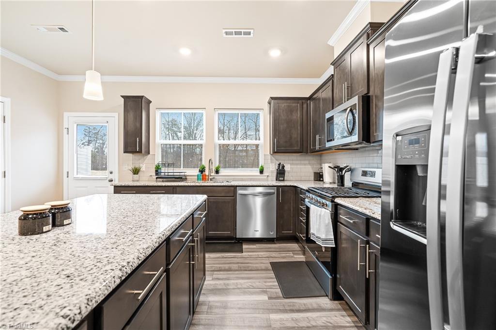 property viewer photo 15