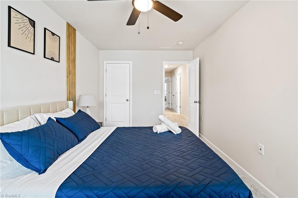 property viewer photo 36
