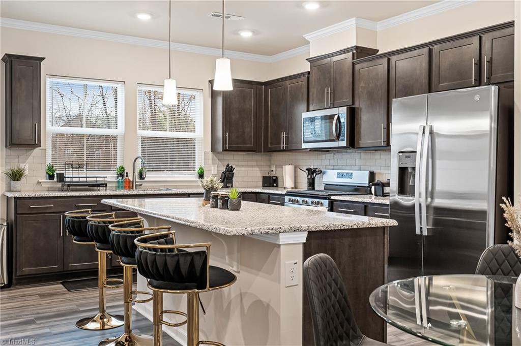 property viewer photo 7