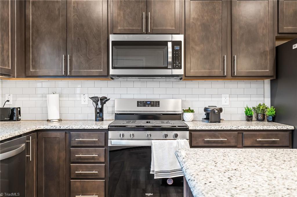 property viewer photo 8