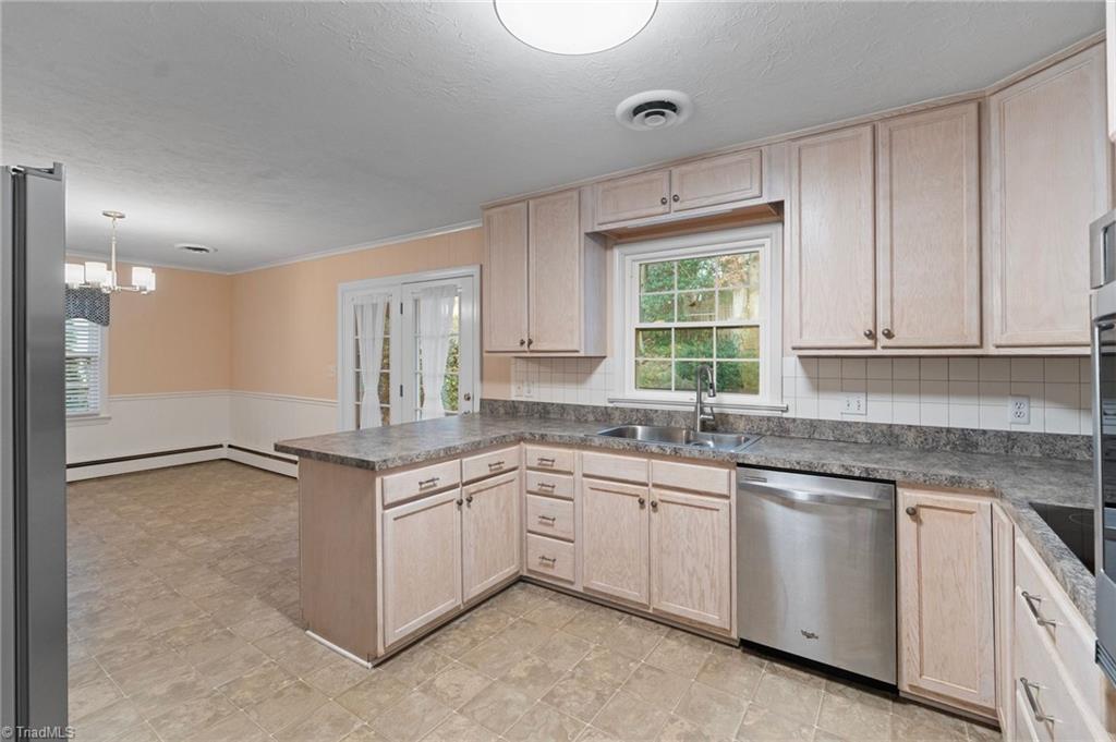 property viewer photo 10