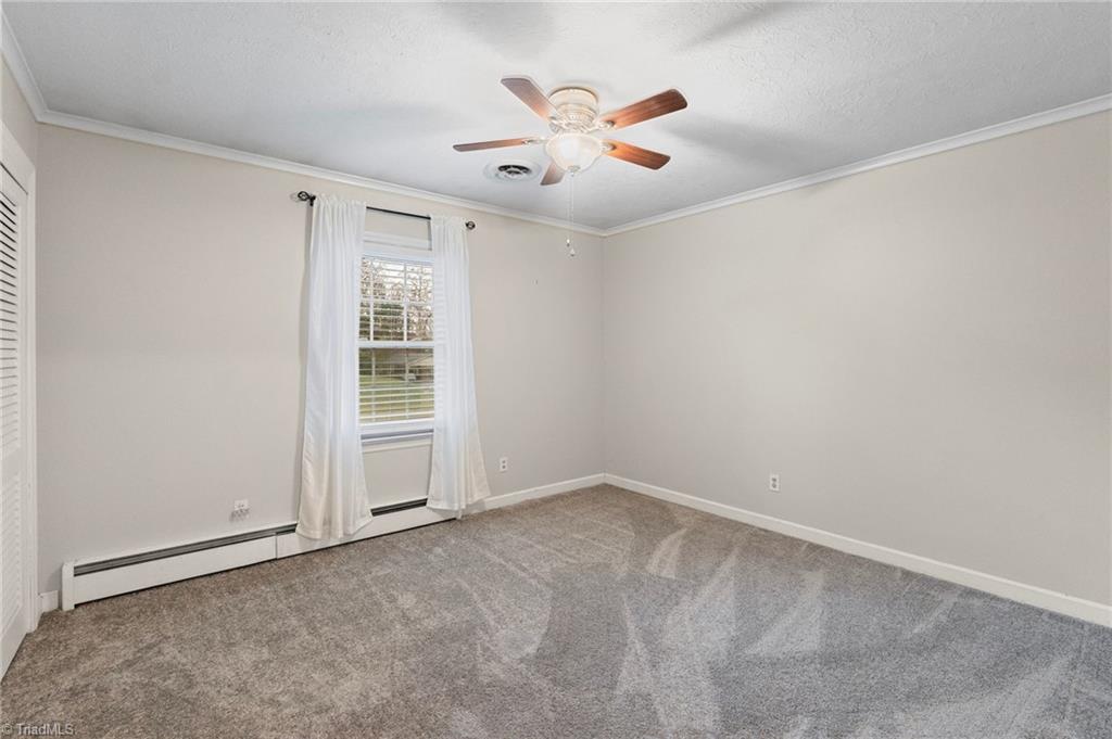 property viewer photo 18
