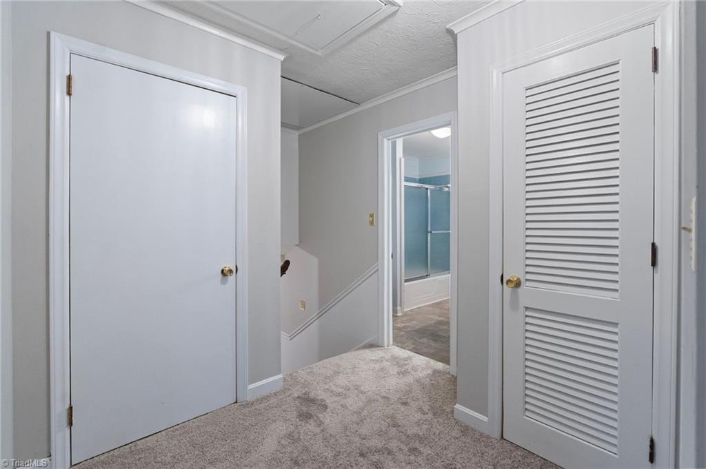property viewer photo 20