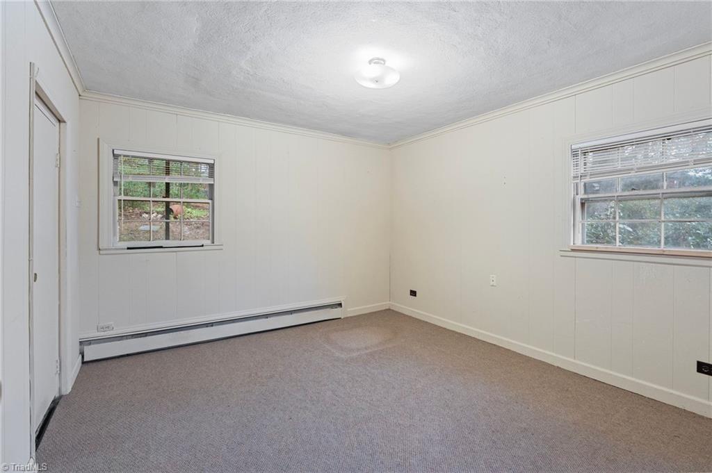 property viewer photo 31