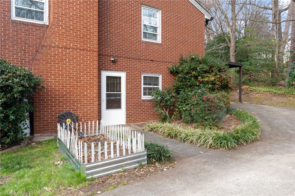 property viewer photo 34