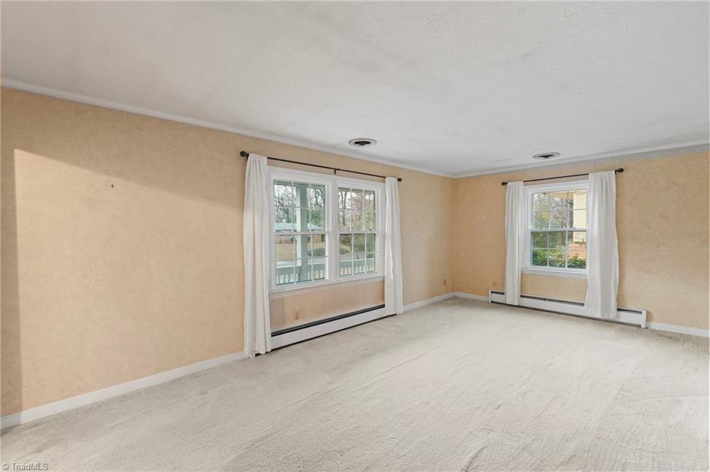 property viewer photo 6