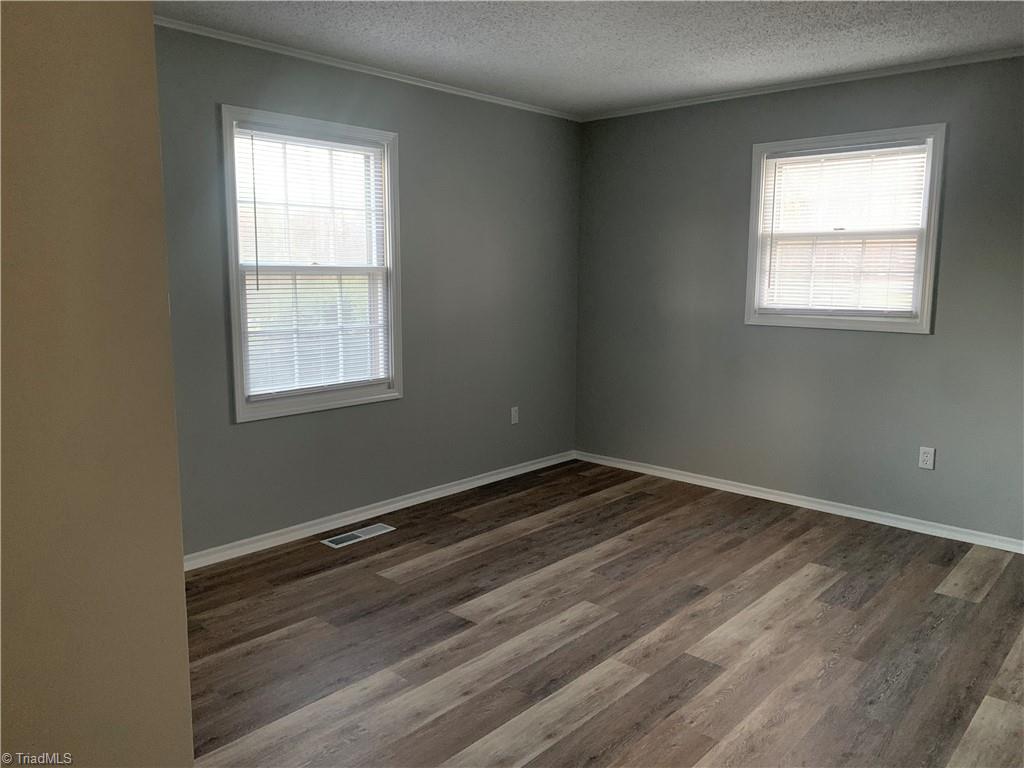 property viewer photo 11