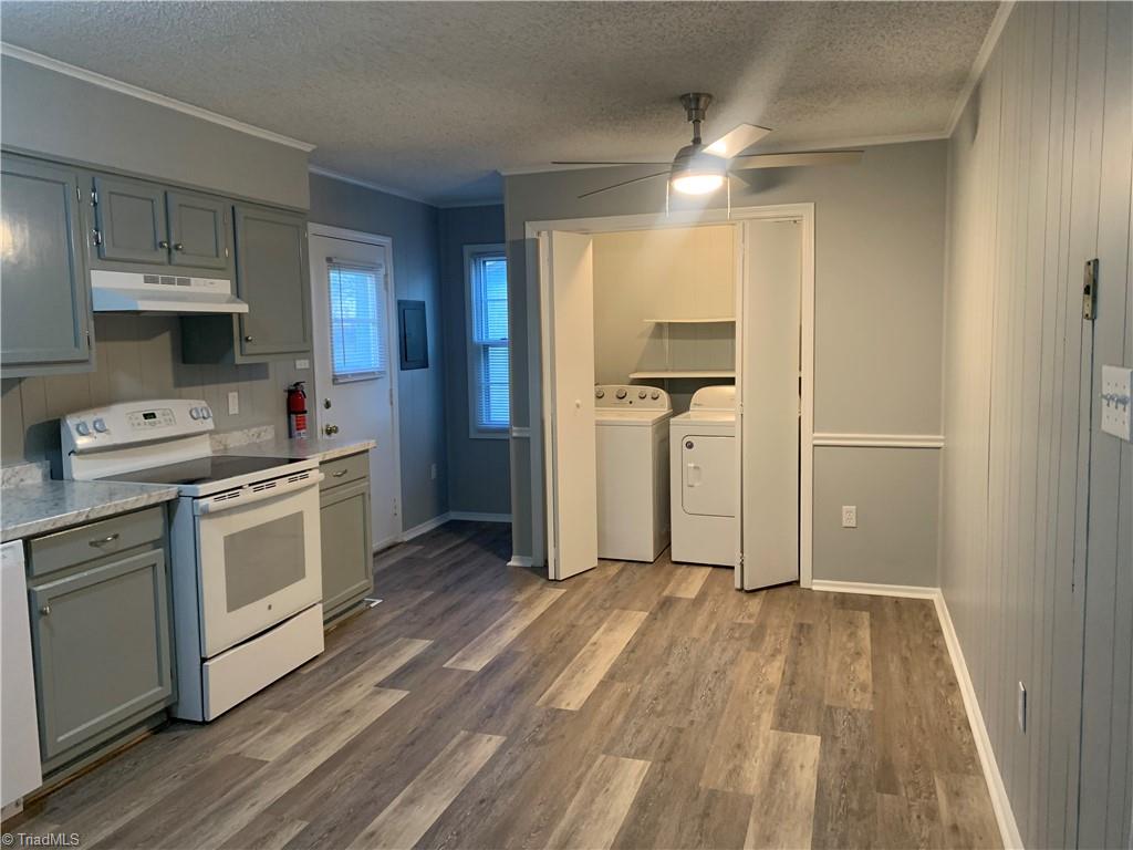 property viewer photo 7