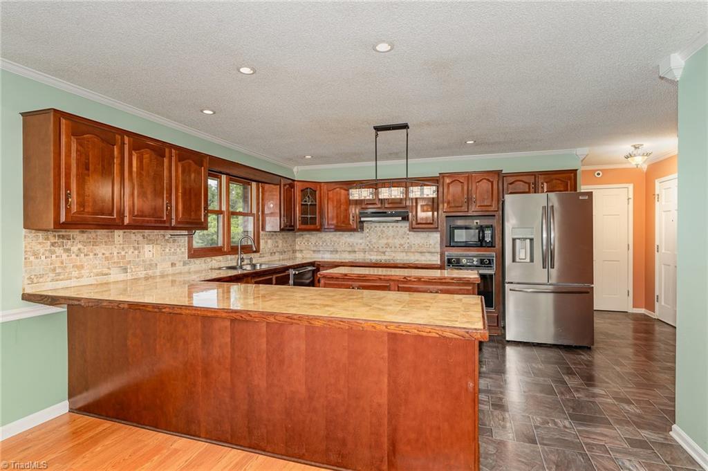 property viewer photo 10