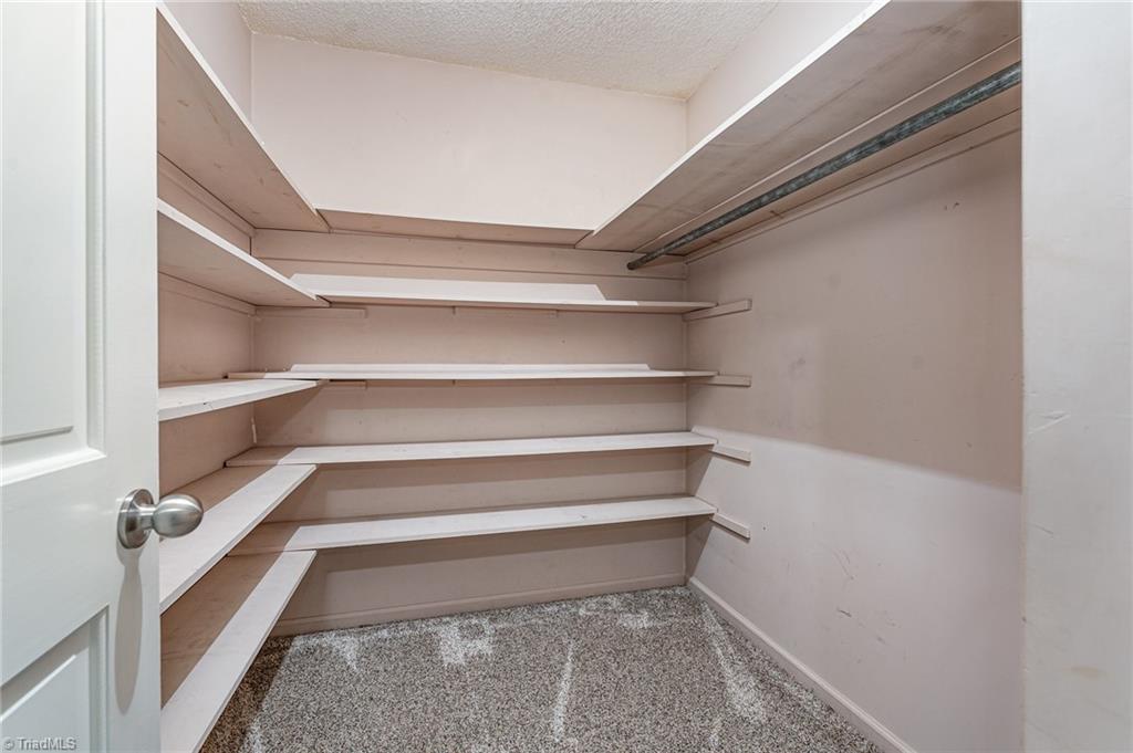 property viewer photo 15