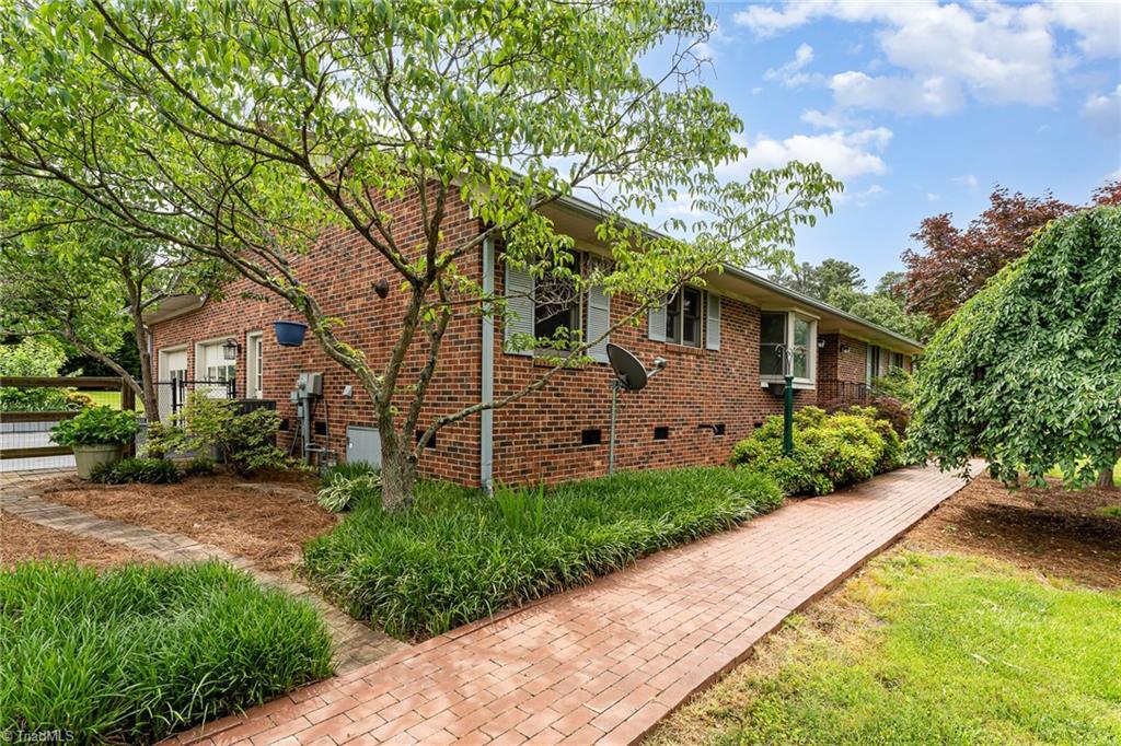 property viewer photo 2
