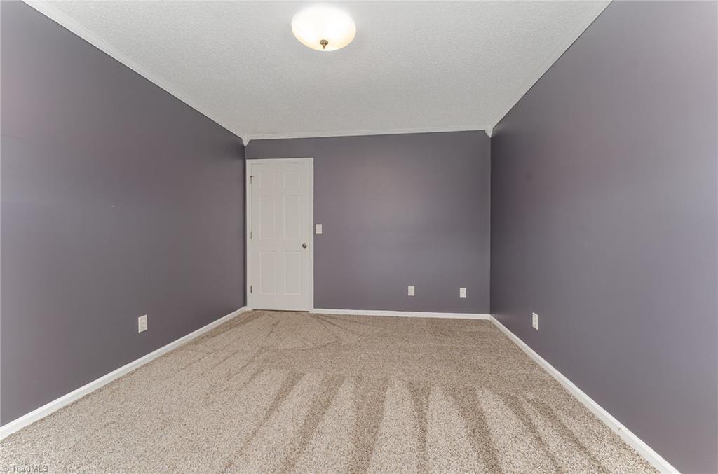 property viewer photo 20