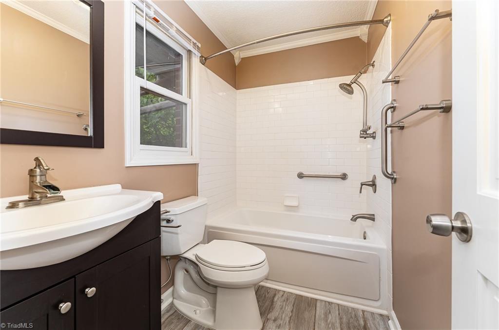 property viewer photo 24