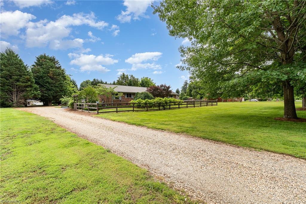 property viewer photo 3