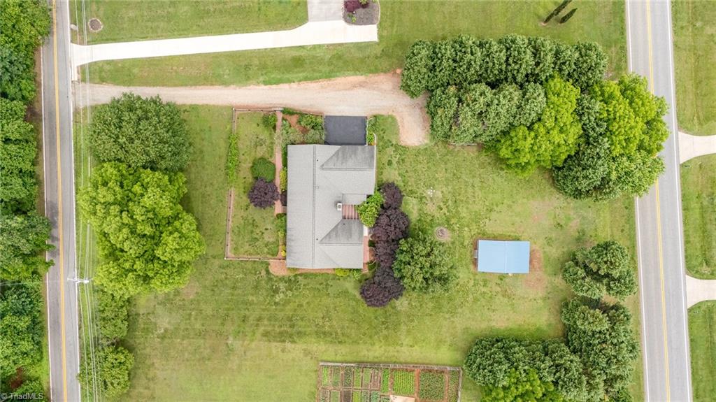 property viewer photo 37