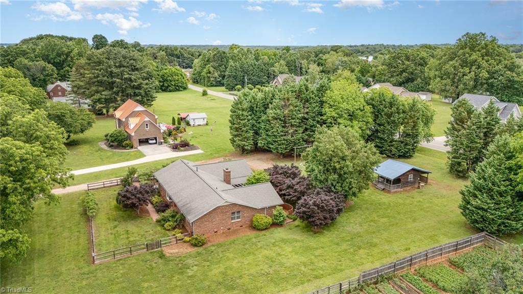 property viewer photo 38