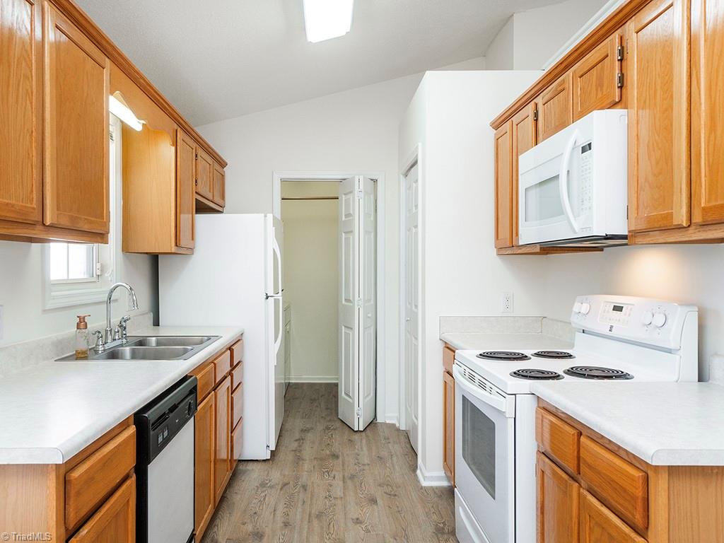property viewer photo 11