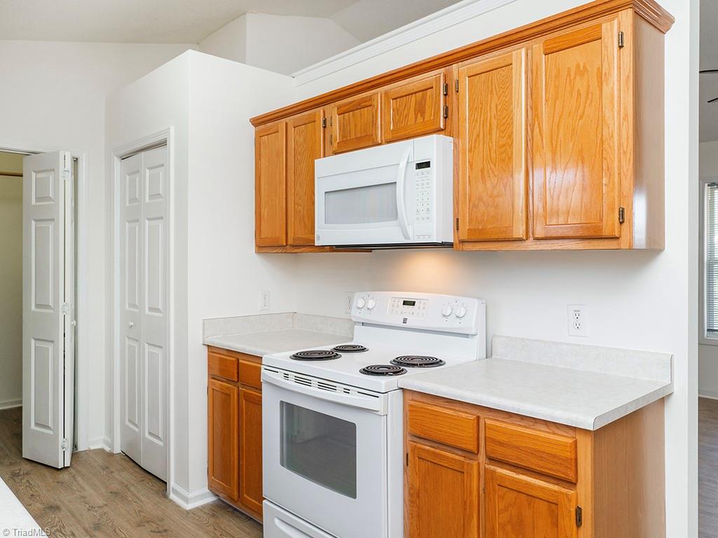 property viewer photo 13