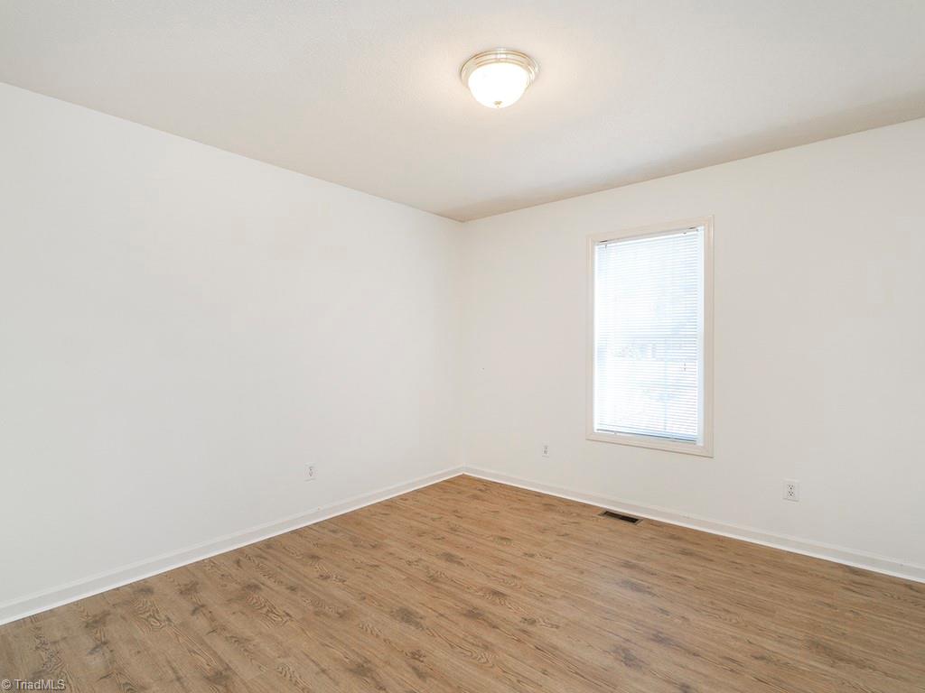 property viewer photo 22