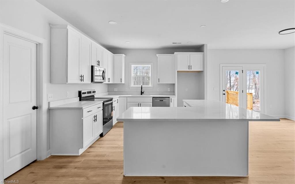 property viewer photo 11