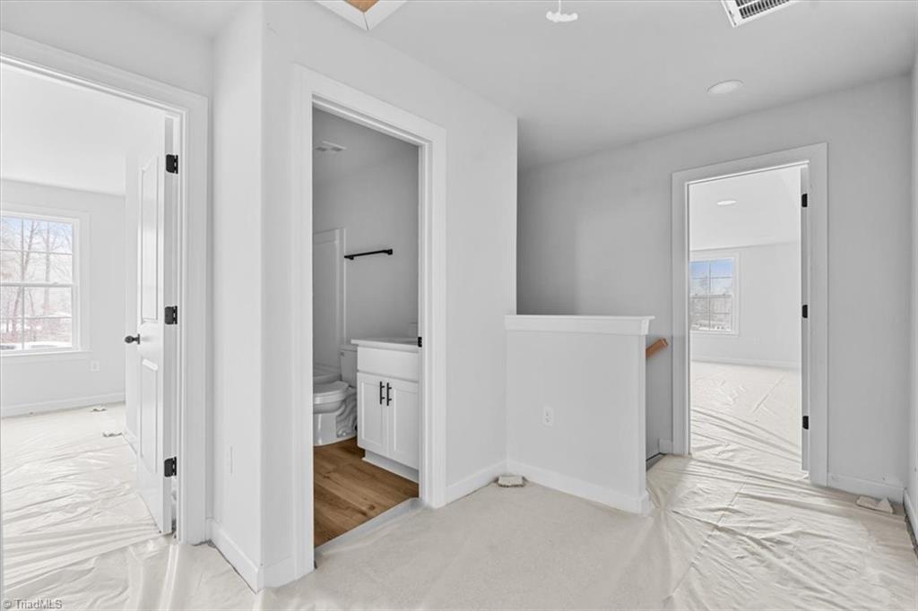 property viewer photo 18