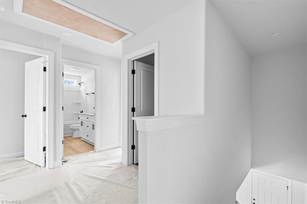 property viewer photo 19