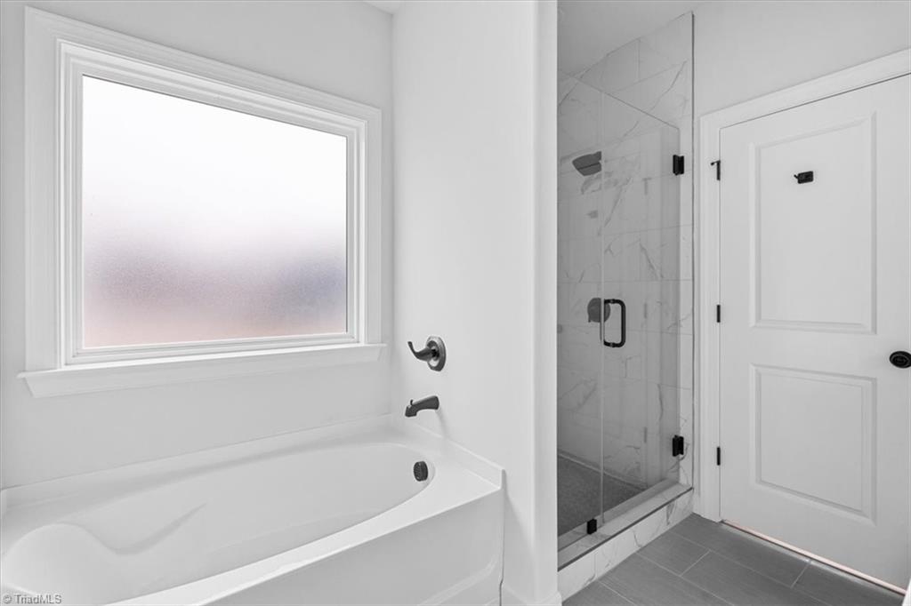 property viewer photo 25