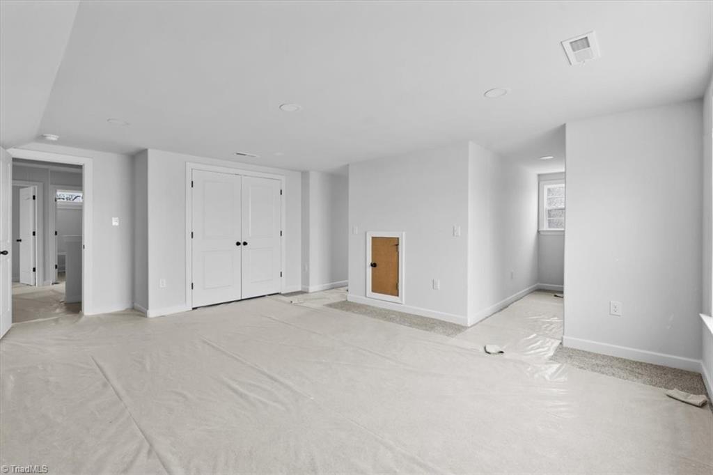 property viewer photo 27