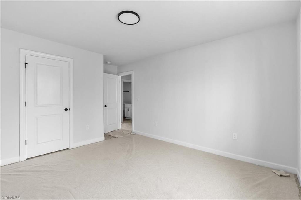 property viewer photo 30