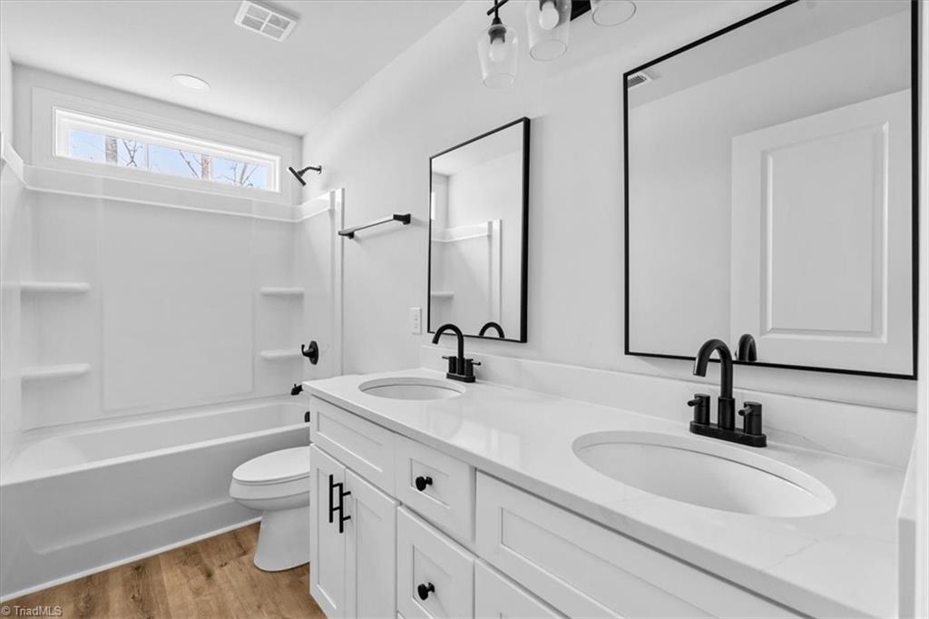 property viewer photo 31