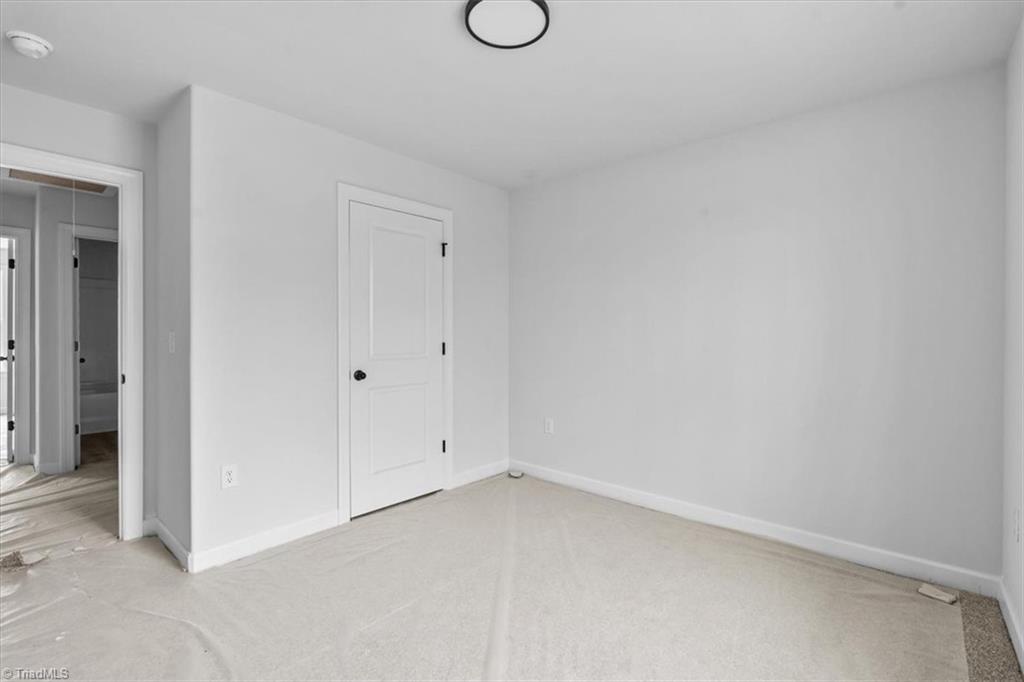 property viewer photo 33