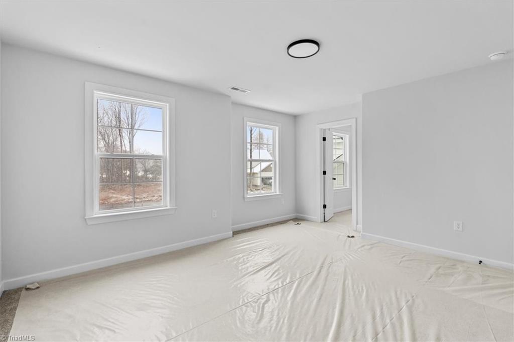 property viewer photo 36