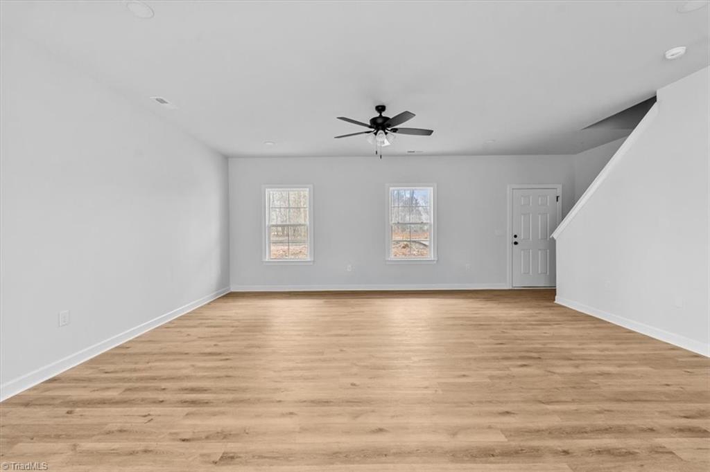 property viewer photo 5