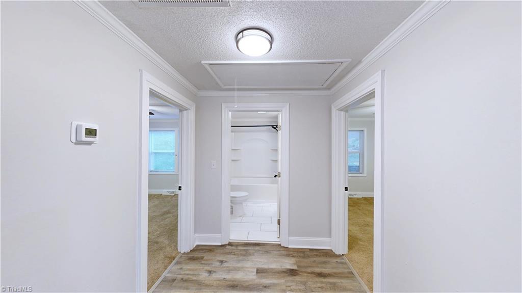 property viewer photo 9