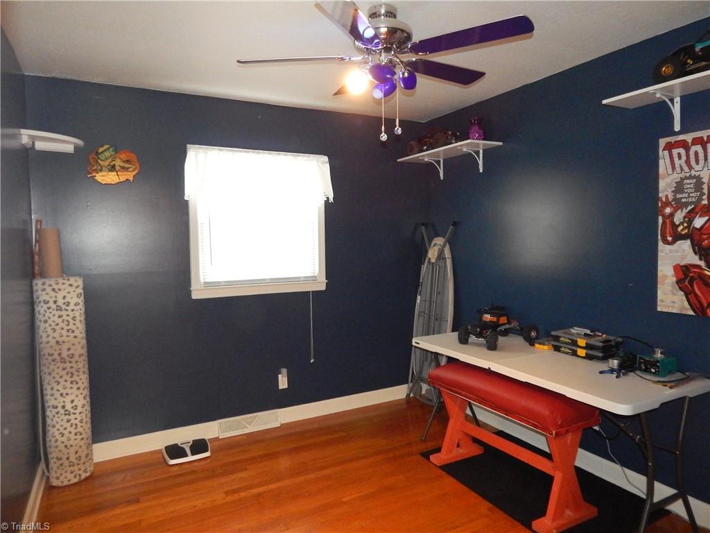 property viewer photo 17