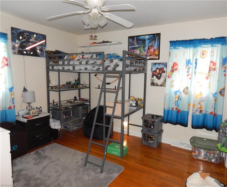 property viewer photo 19