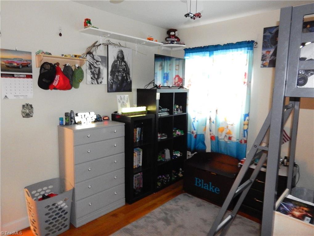 property viewer photo 20