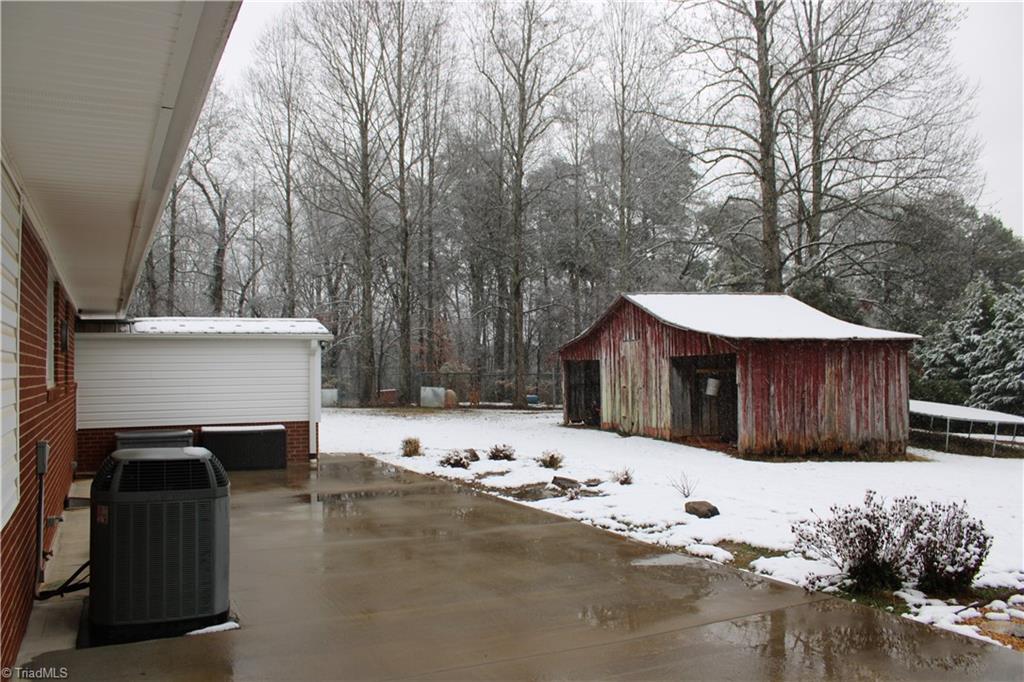 property viewer photo 38
