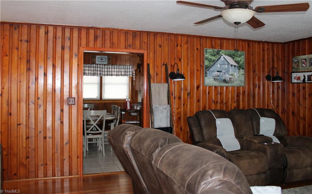 property viewer photo 8