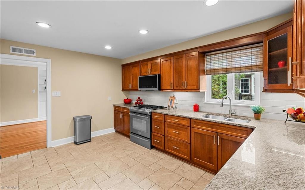 property viewer photo 13