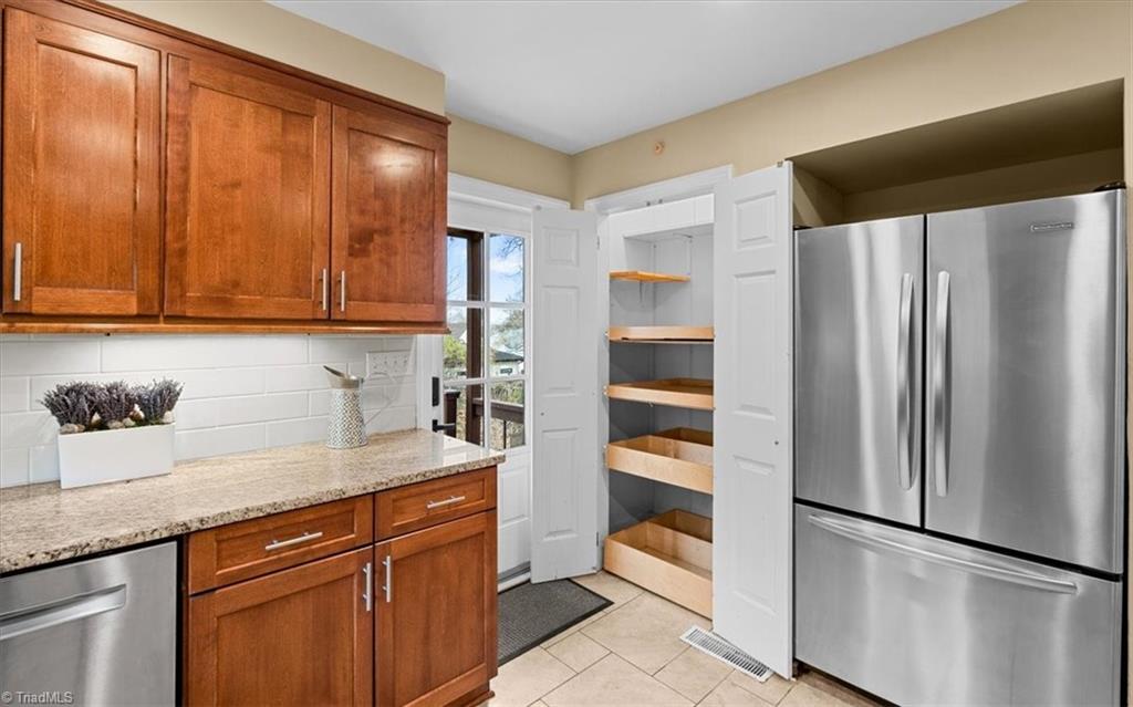 property viewer photo 14