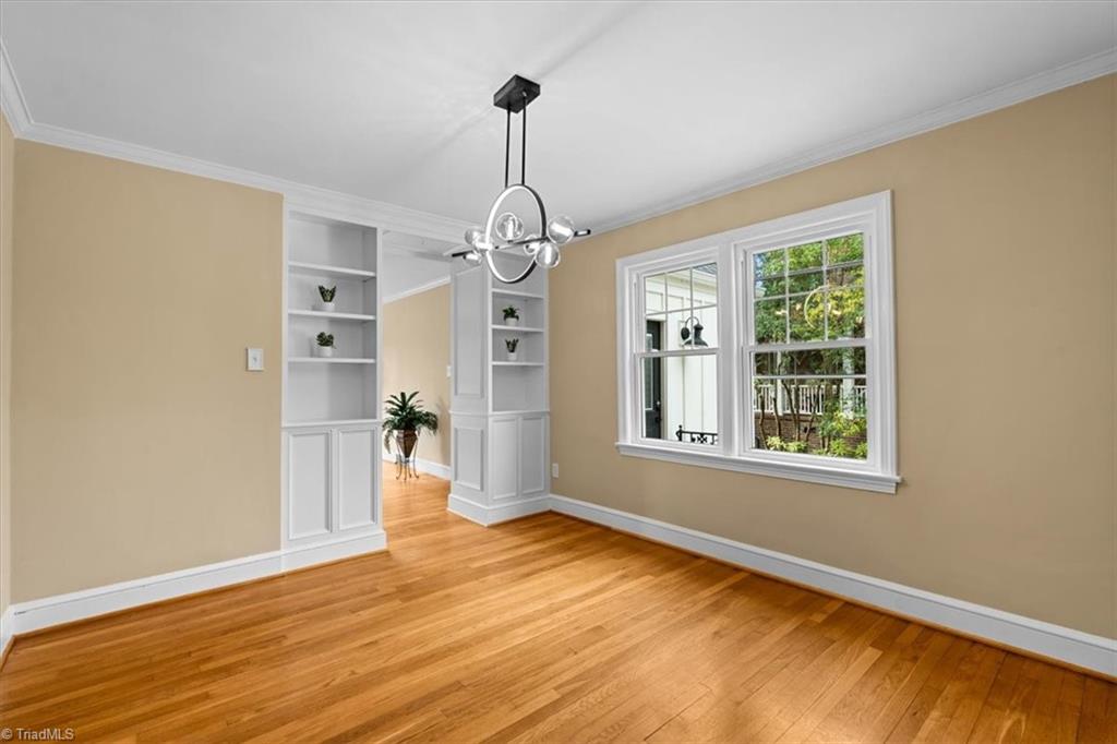 property viewer photo 16